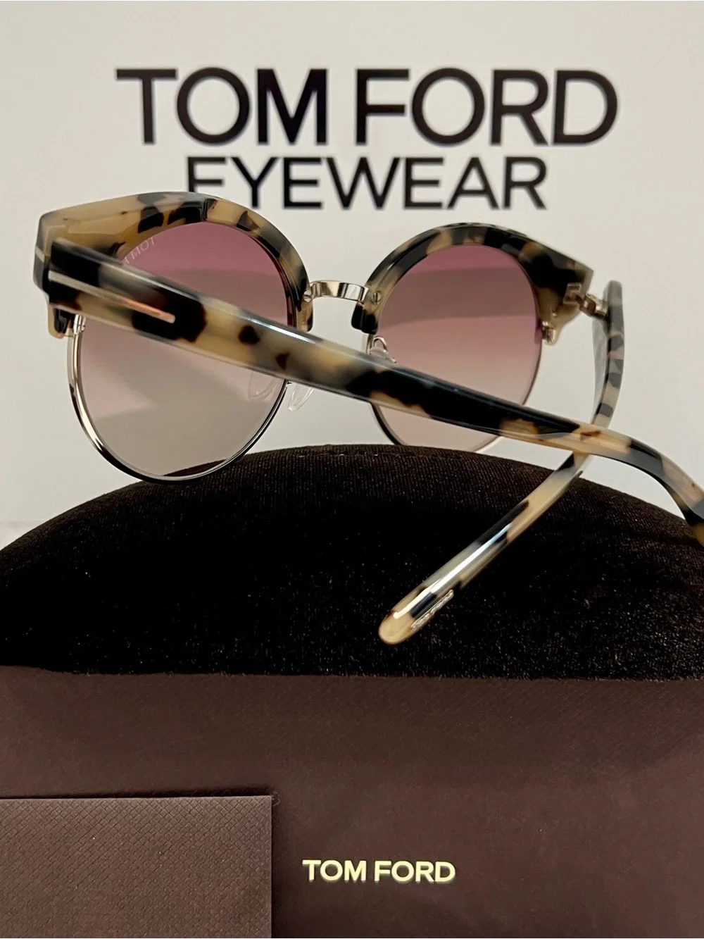 Tom Ford TF608 Alissa-02 Sunglasses | 56G Blonde Havana Tortoise | Authentic